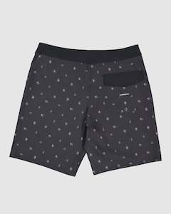 Mens Boardshorts Printed: Mens Surfsilk QS 69 19" Boardshorts