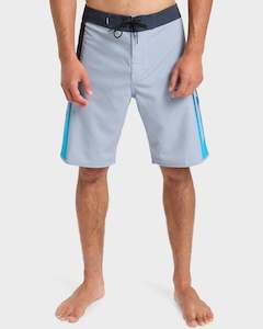 Mens Swimwear: Mens Surfsilk Holmes 20" Boardshorts