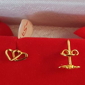 22ct Gold Earrings: GJES028-22ct Gold Double hearts design studs