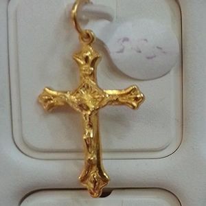 Gold Jewellery: Cross Pendant - GJP017
