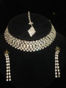 Accessories: Diamonte Necklace - Choker