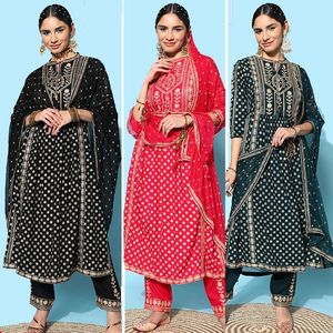 Ladies Fashion: LFSK104 - Heavy Salwaar Kameez