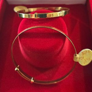 Gold Jewellery: 22ct Gold Adjustable Baby Bangle - GJBN021