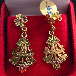 22ct Gold Earrings: 22ct Gold Dangly Earrings - GJED026