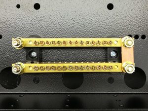 Products: Earth Neutral Brass Busbar 14way kit