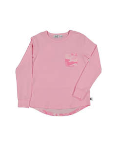 Kissed By Radicool Aw22 Autumn 1: KR1601 CAMO POCKET LS TEE