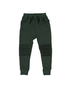 Pant: RD2523 CAPTAIN PANT IN FOREST