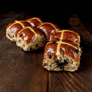 New Collection: VOLARE HOT CROSS BUNS 6 PACK
