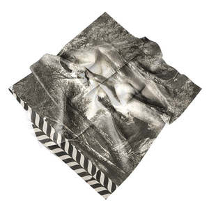 Naturae Nudus Scarf