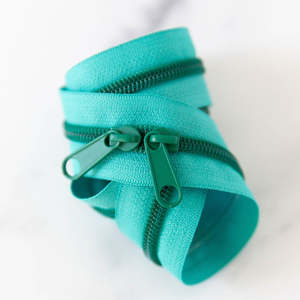 Zippers Bag Accessories: 30” Turquoise Zipper - Green Coil & Pulls