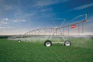 Products: 9500P Centre Pivot
