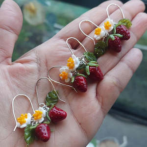 BESTSELLER! Glass Art - Strawberry Cluster Earrings