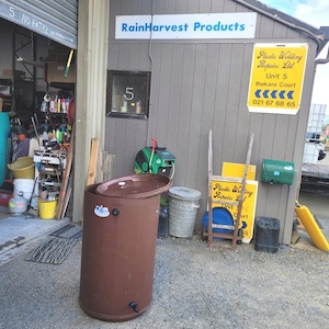 Products: WATER BUTT, RAIN BARREL, OR TROUGH. BROWN 220 LITRE WITH FLOAT VALVE AND HOSE END. - RainHarvest and Services