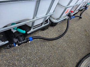 Products: IBC 1000 LITRE TANK THREE LINK KIT. NW50 THREAD WITH 25MM HOSE - RainHarvest and Services