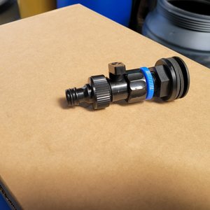 Products: SINGLE TAP CONNECTOR & TANK FITTING for WATER BUTT DRUM & RAIN BARRELS - RainHarvest and Services