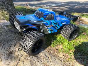 Rc Cars: 1/10 4WD Off Road RC Buggy