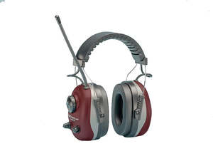 Ear Muffs: QUIETUNES 660 AM/FM RADIO EARMUFF with Batteries