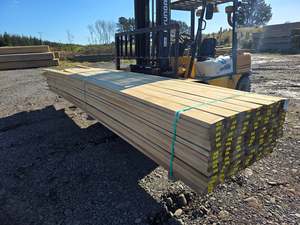Decking 1: 140x32 H3 Smooth Decking "Seconds" 466.2m