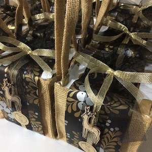 Christmas Hamper: Christmas Cracker