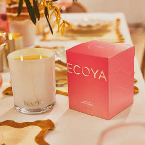 830G GUAVA & LYCHEE DELUXE MADISON CANDLE