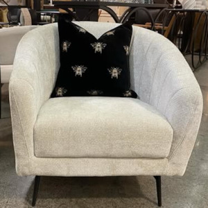 Le Forge Multi Bee Cushion