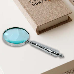 Le Monde Aluminium Magnifying Glass