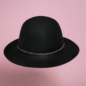BLACK QUINN HAT