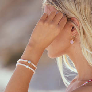 Pink Glass Bead Clover Bracelet