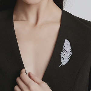 Sentiments: RHINESTONE FEATHER BROOCH