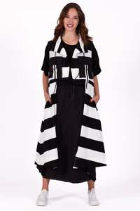 Tops: Deeanne Hobbs Wide Line Construction Coat