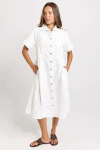Fashion: Betty Basics White Willow Dress
