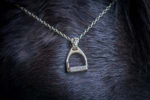 Pendant: Stirrup Pendant - 9ct Gold - Large - Diamonds