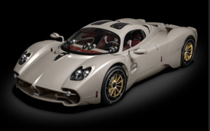 Products: Pocher 1/8 Pagani Utopia Coupé Rinascimento Lucido Diecast Kit