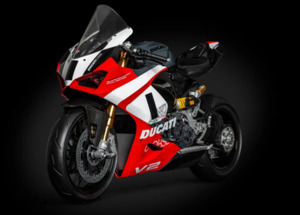 Products: Pocher 1/4 Ducati Panigale V2 Superquadro Final Edition Diecast Kit
