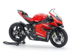 Tamiya 1/12 Ducati SUPERLEGGERA V4 w/Race Stand