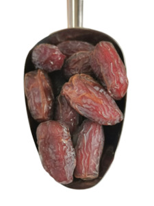 Homemade Cashew Milk Ingredients: Organic Medjool Dates (with pits)