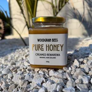 Baking: Woodgrain Bees - Creamed Rewarewa Honey -550g
