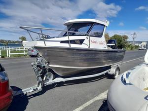 Used Boats: Bluefin 620 HT