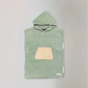 O&E TODDLERS HOODED PONCHO - SAGE