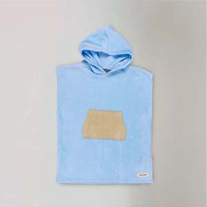 O&E TODDLERS HOODED PONCHO - PALE BLUE
