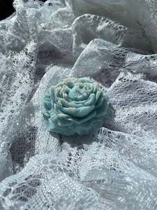 Flower Candles: Blue flower candle