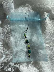 Beaded phone charm | Green