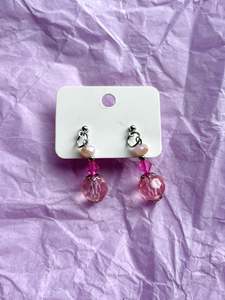 Beaded stud earrings | Pink