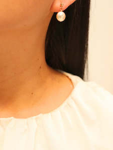 Golden Halo Pearl Earrings