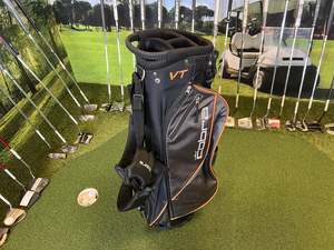 Golf Bags: Cobra VT 4-Way Stand Bag *Excellent Condition* *Small Hole in Padding*