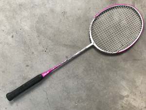Badminton: Yonex Muscle Power 8 Badminton Racket