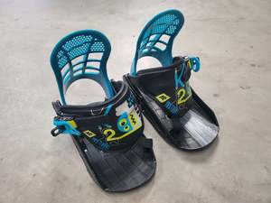 Snowboard Bindings: K2 Mini Turbo Junior Snowboard Bindings *Like New*