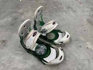 Snowboard Bindings: Burton Custom Brew Large Snowboard Bindings *Excellent Condition*