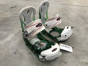 Snowboard Bindings: Burton VT Redemption Medium Snowboard Bindings