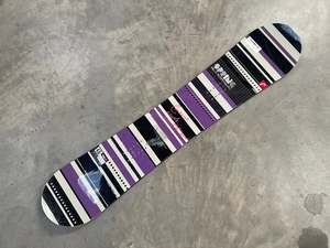 Snowboards Without Bindings: Head Spring I Rocka 146cm Snowboard